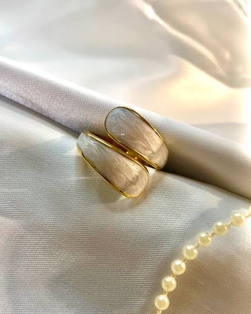 Aurora Pearl Wrap Ring
