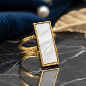 Aurora Rectangle Ring