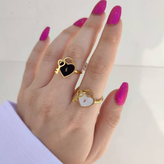 Golden Heart Lock Ring