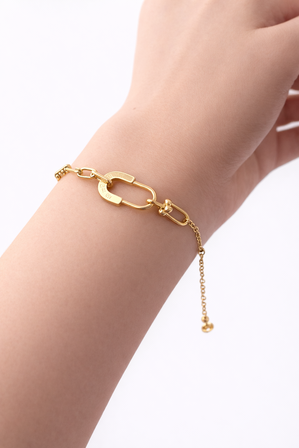 Golden Link Signature Bracelet