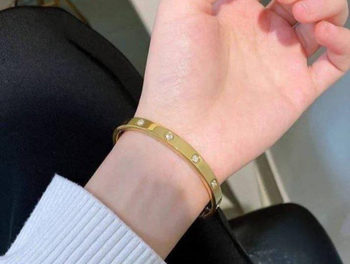 Luxe Crystal Gold Bracelet