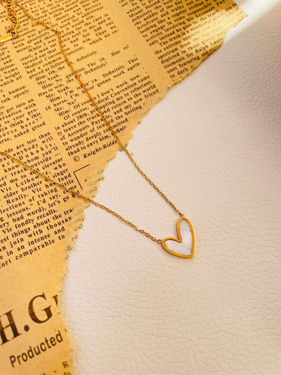 Minimal Heart Outline Necklace